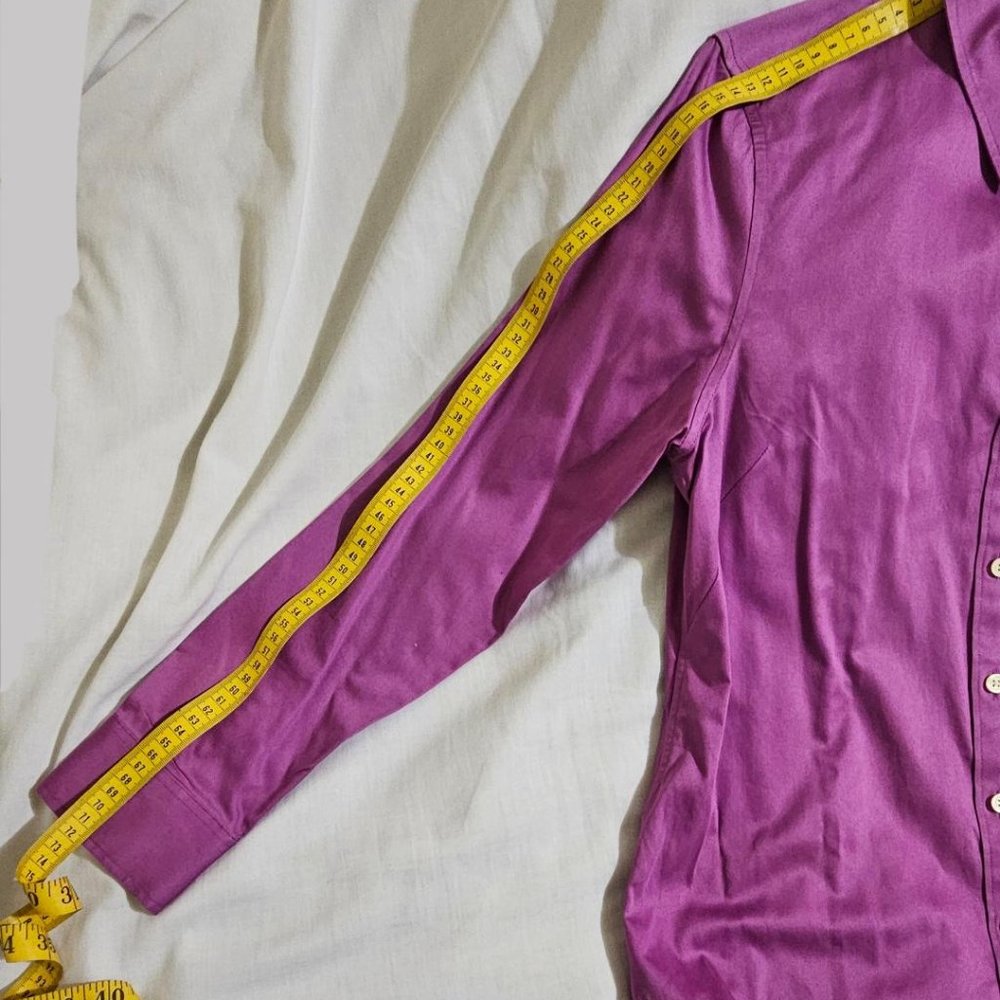 Banana Republic Non-Iron Button Down Fitted Shirt - Picture 4 of 9